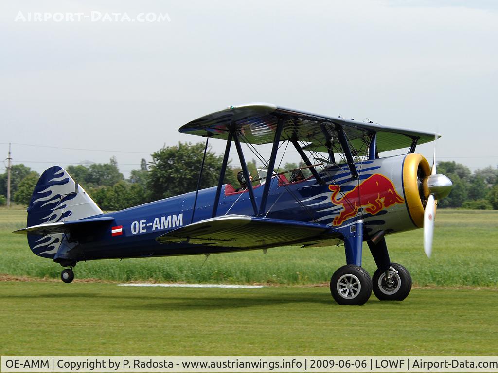 OE-AMM, 1943 Boeing E-75 (PT-13) Stearman C/N 75-5032, Airshow Fischamend