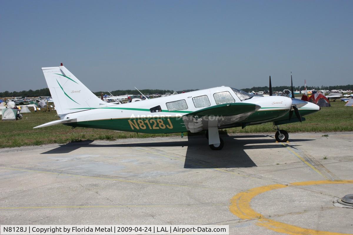 N8128J, 1979 Piper PA-34-200T C/N 34-8070036, Piper PA-34-200