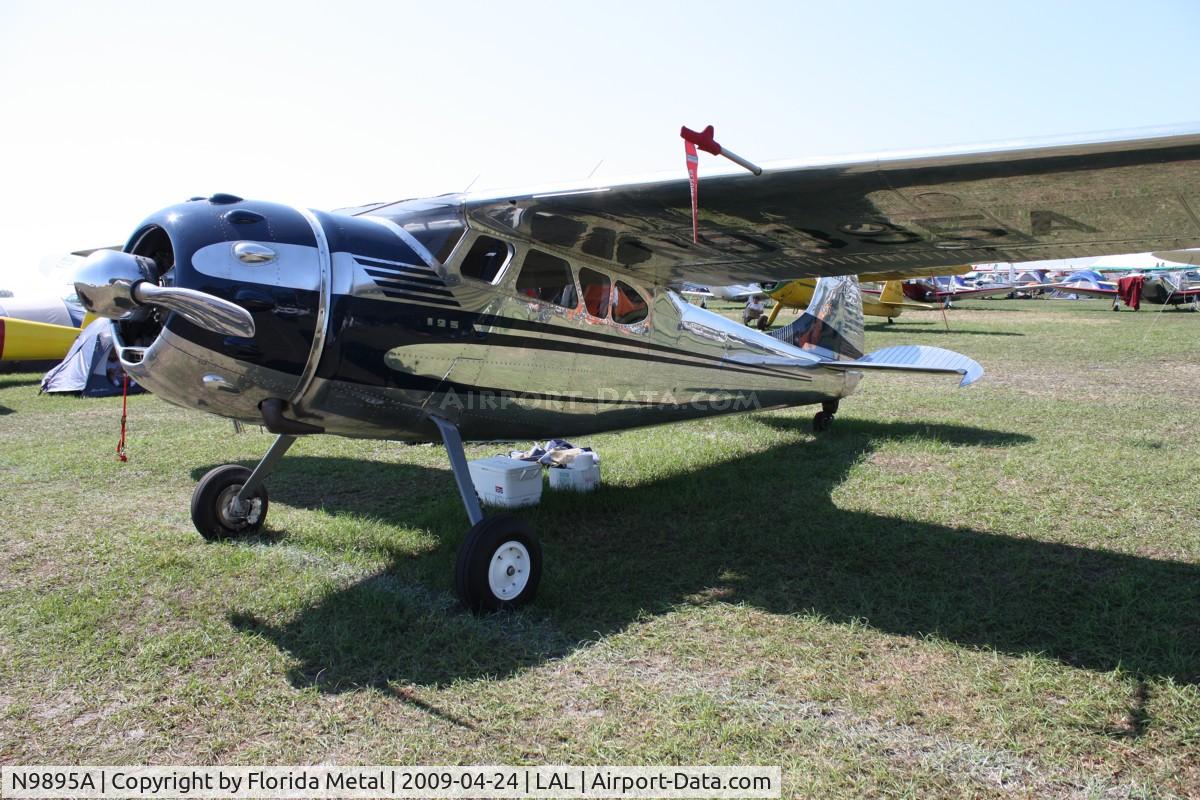 N9895A, 1950 Cessna 195A C/N 7598, Cessna 195A