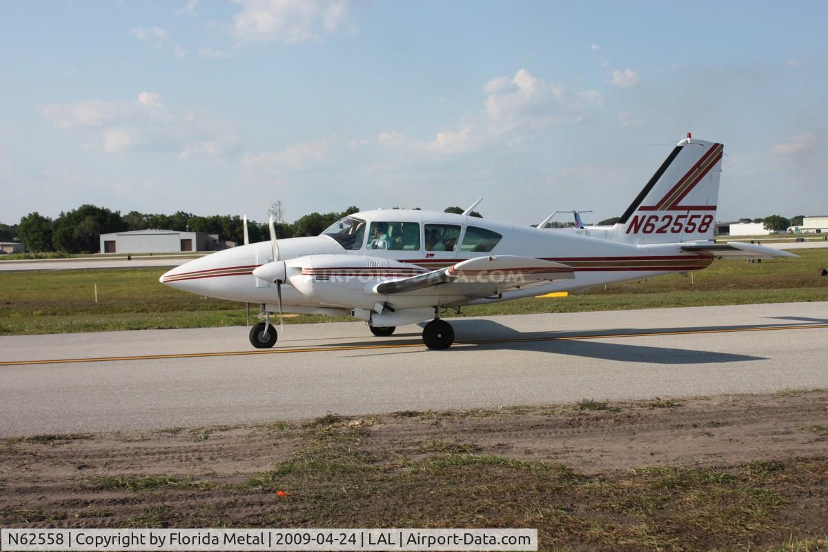 N62558, 1976 Piper PA-23-250 C/N 27-7654038, Piper PA-23-250