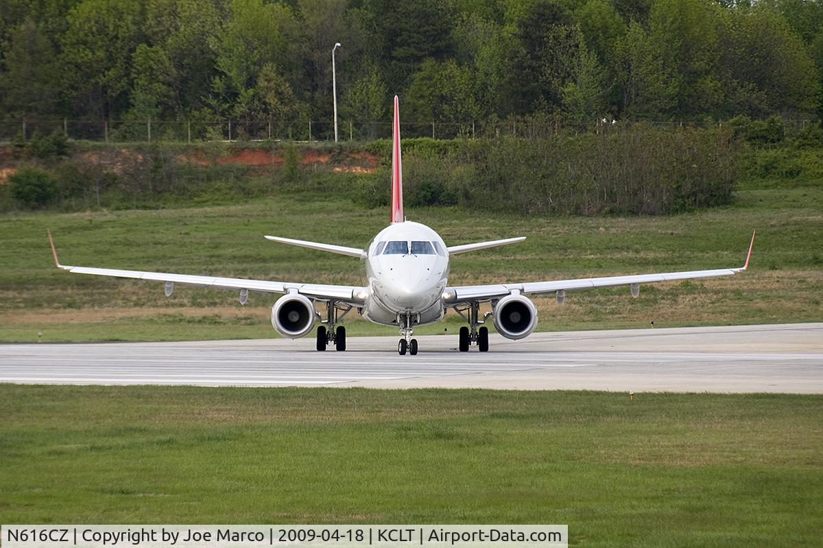 N616CZ, 2008 Embraer 175LR (ERJ-170-200LR) C/N 17000209, @CLT