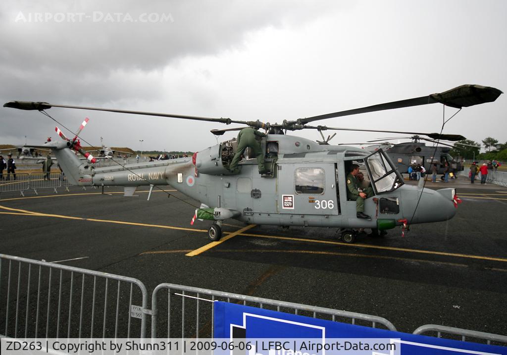 ZD263, 1983 Westland Lynx HAS.3S C/N 299, Static display during LFBC Airshow 2009