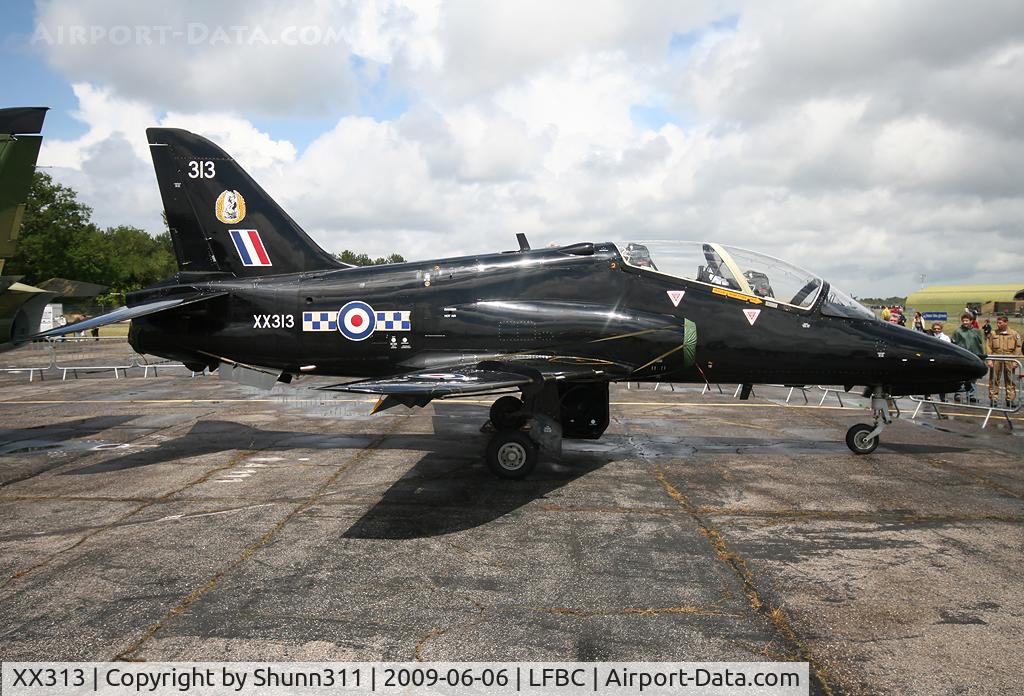 XX313, 1980 Hawker Siddeley Hawk T.1W C/N 149/312138, Static display during LFBC Airshow 2009