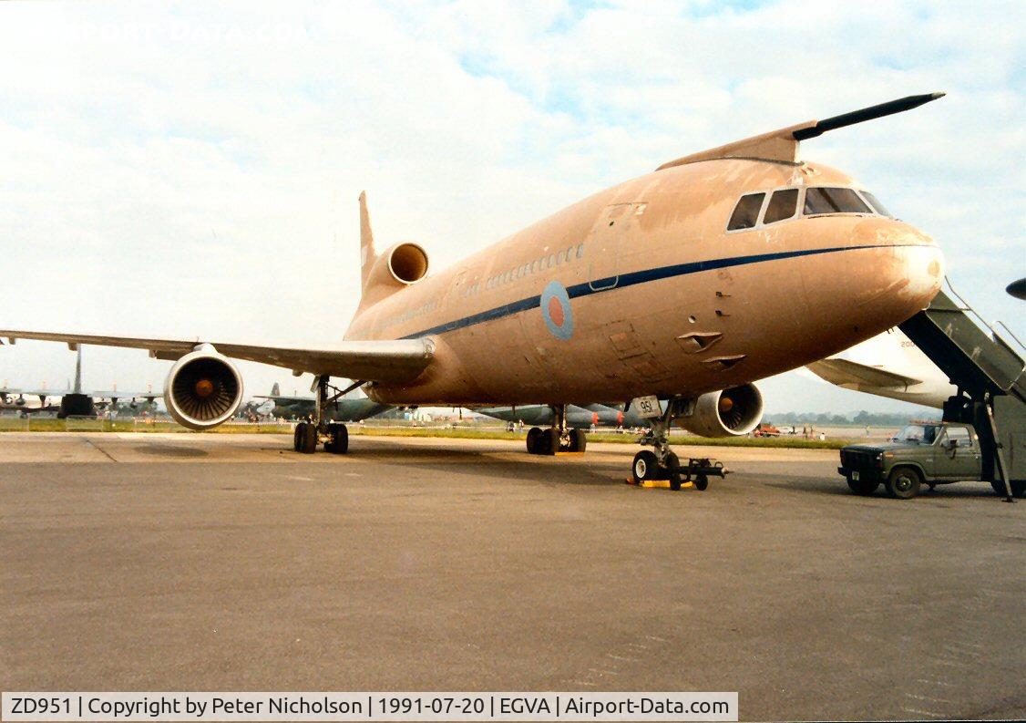 ZD951, 1979 Lockheed L-1011-385-3 TriStar K1 (500) C/N 193V-1165, TriStar K.1 of 216 Squadron at the 1991 Intnl Air Tattoo at RAF Fairford.