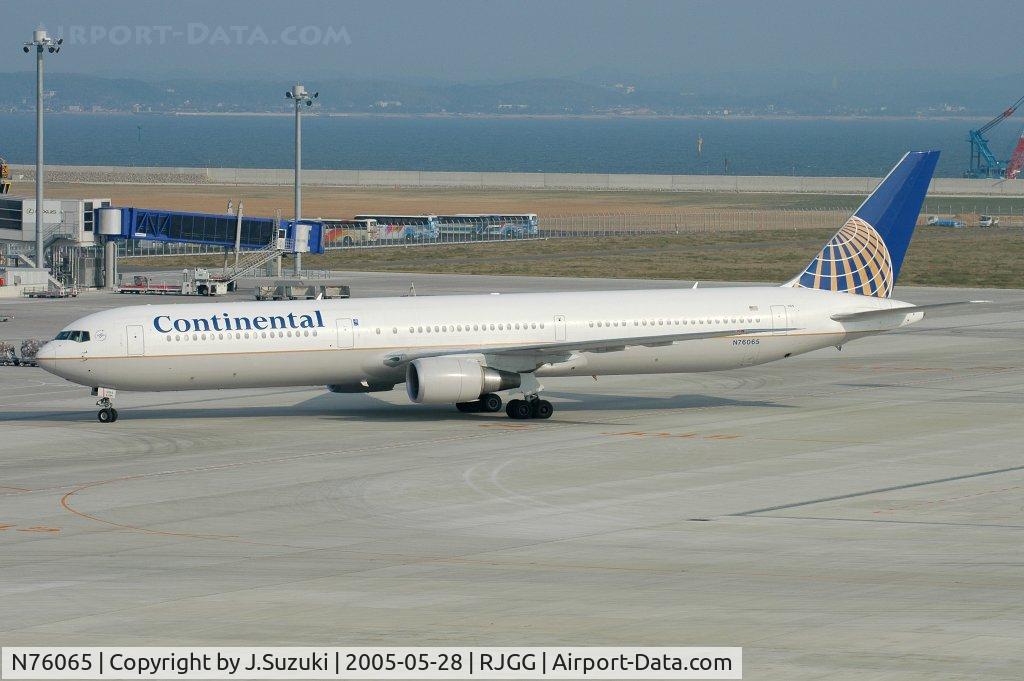 N76065, 2002 Boeing 767-424/ER C/N 29460, CO B767-400ER