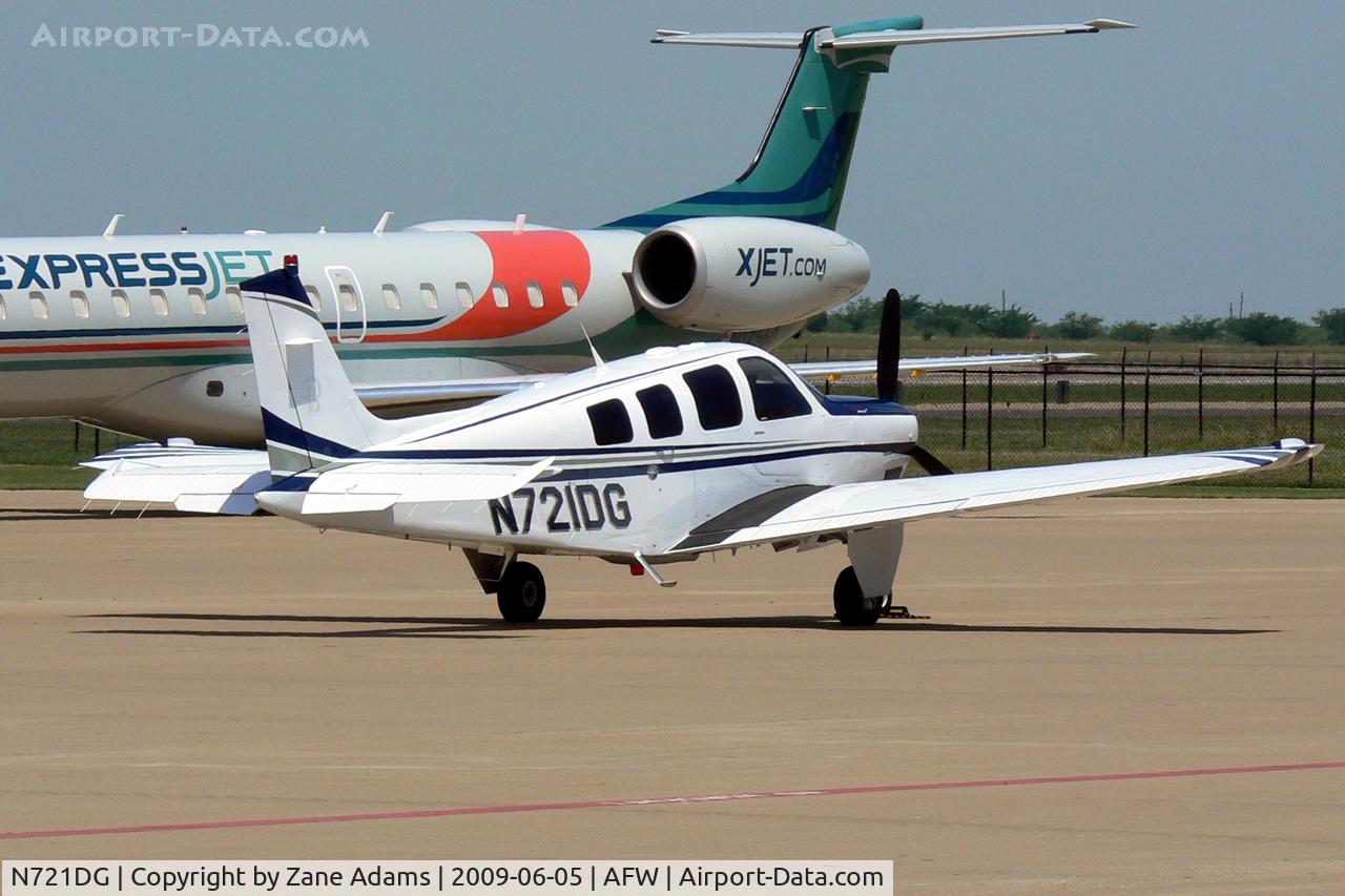 N721DG, 2008 Hawker Beechcraft Corp G36 Bonanza C/N E-3878, At Alliance, Fort Worth