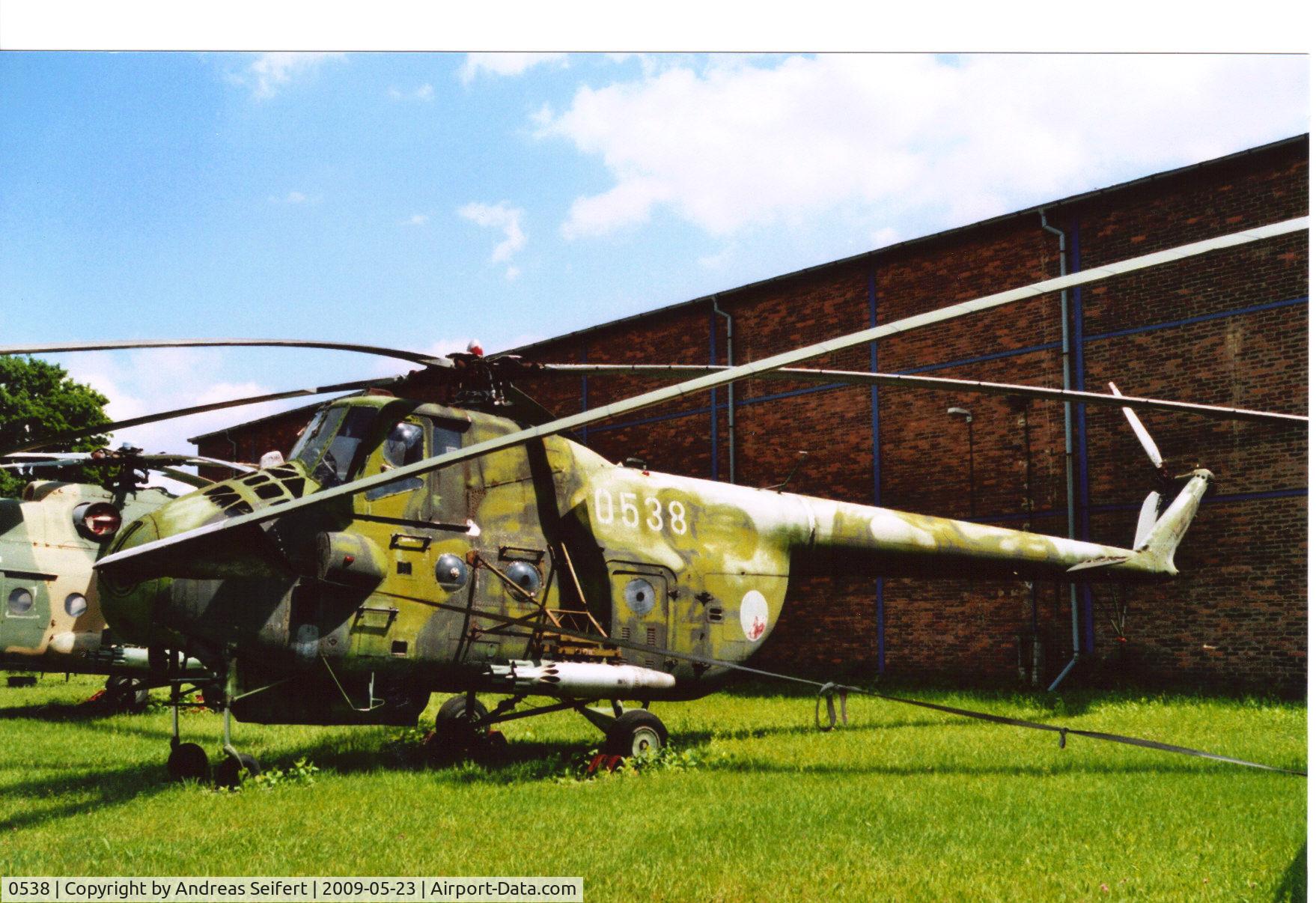 0538, Mil Mi-4 Hound C/N 20138, Museum Prag-Kbley 23.5.2009