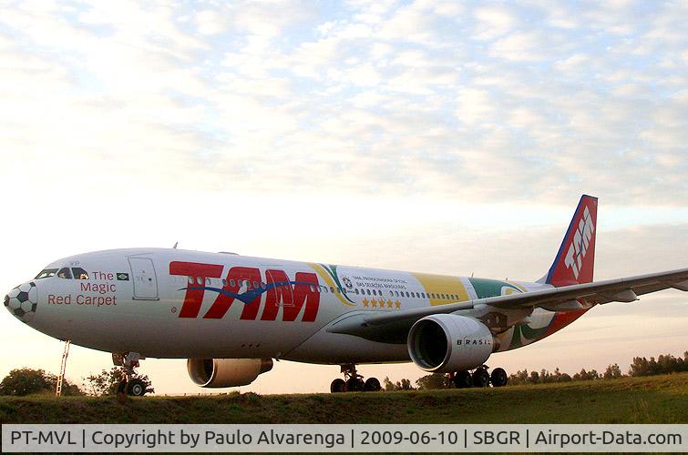 PT-MVL, 2005 Airbus A330-203 C/N 700, Airbus A 330 to Brazilian Soccer Team