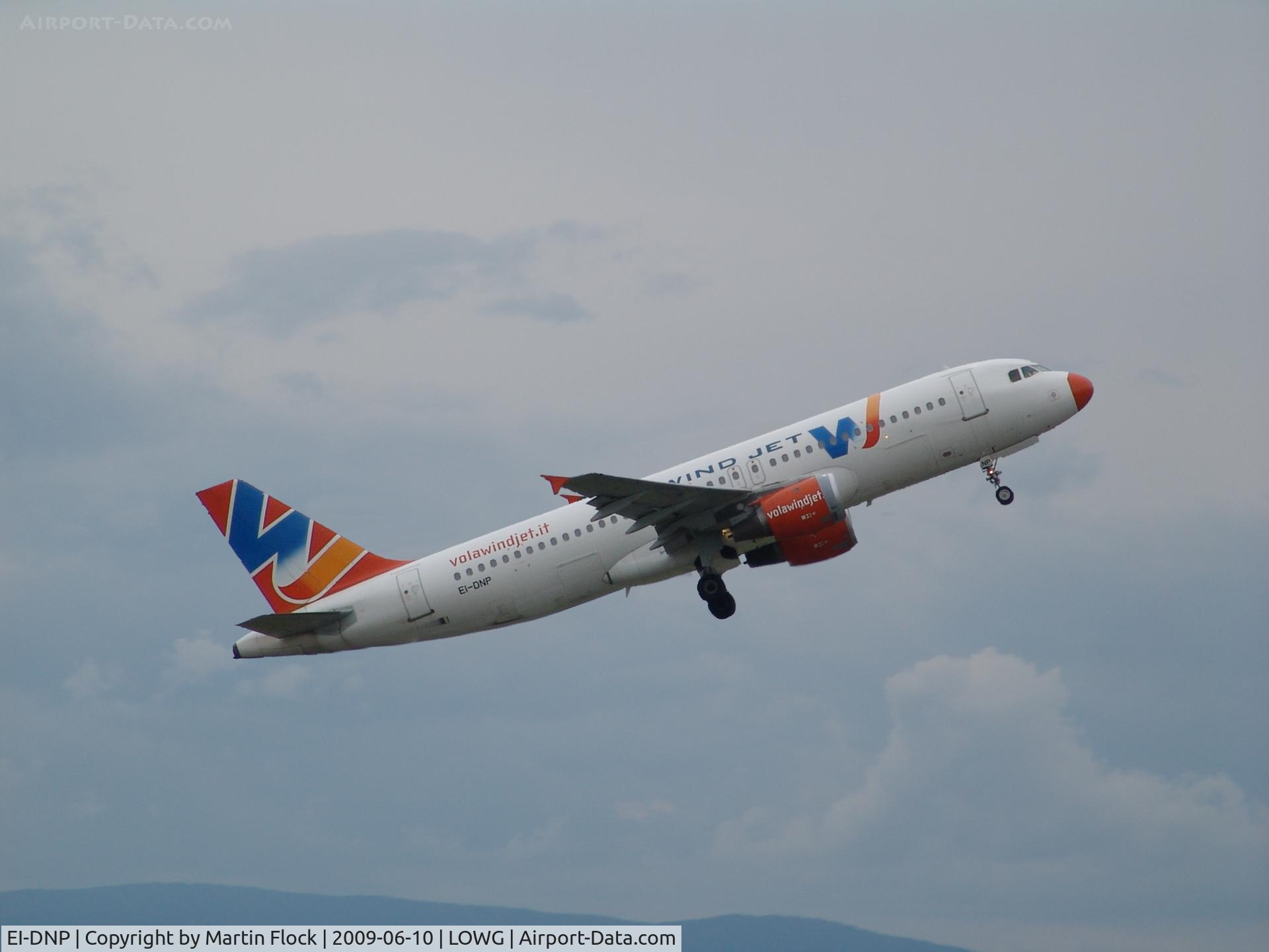 EI-DNP, 1993 Airbus A320-212 C/N 421, .