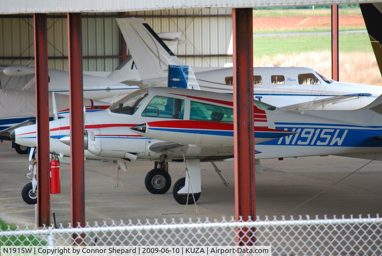 N1915W, 1971 Cessna T310Q C/N 310Q0429, Cessna 310