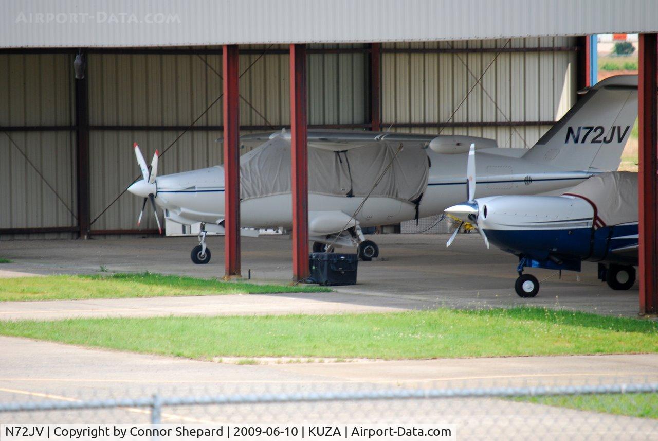 N72JV, 2000 Extra EA-400 C/N 05, Extra EA-400