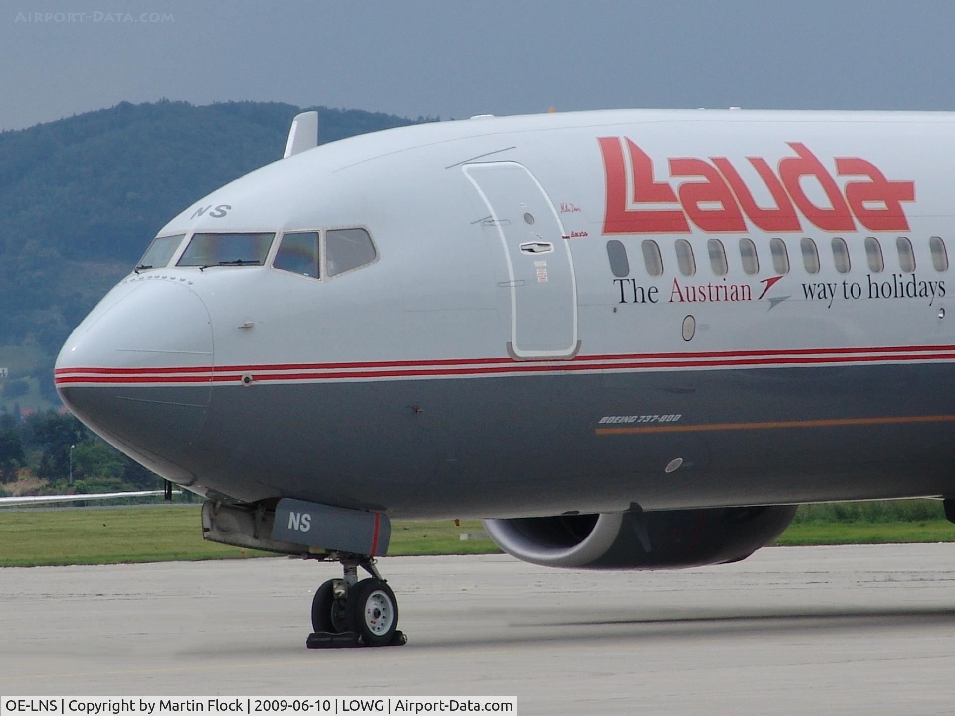 OE-LNS, 2005 Boeing 737-8Z9 C/N 34262, .