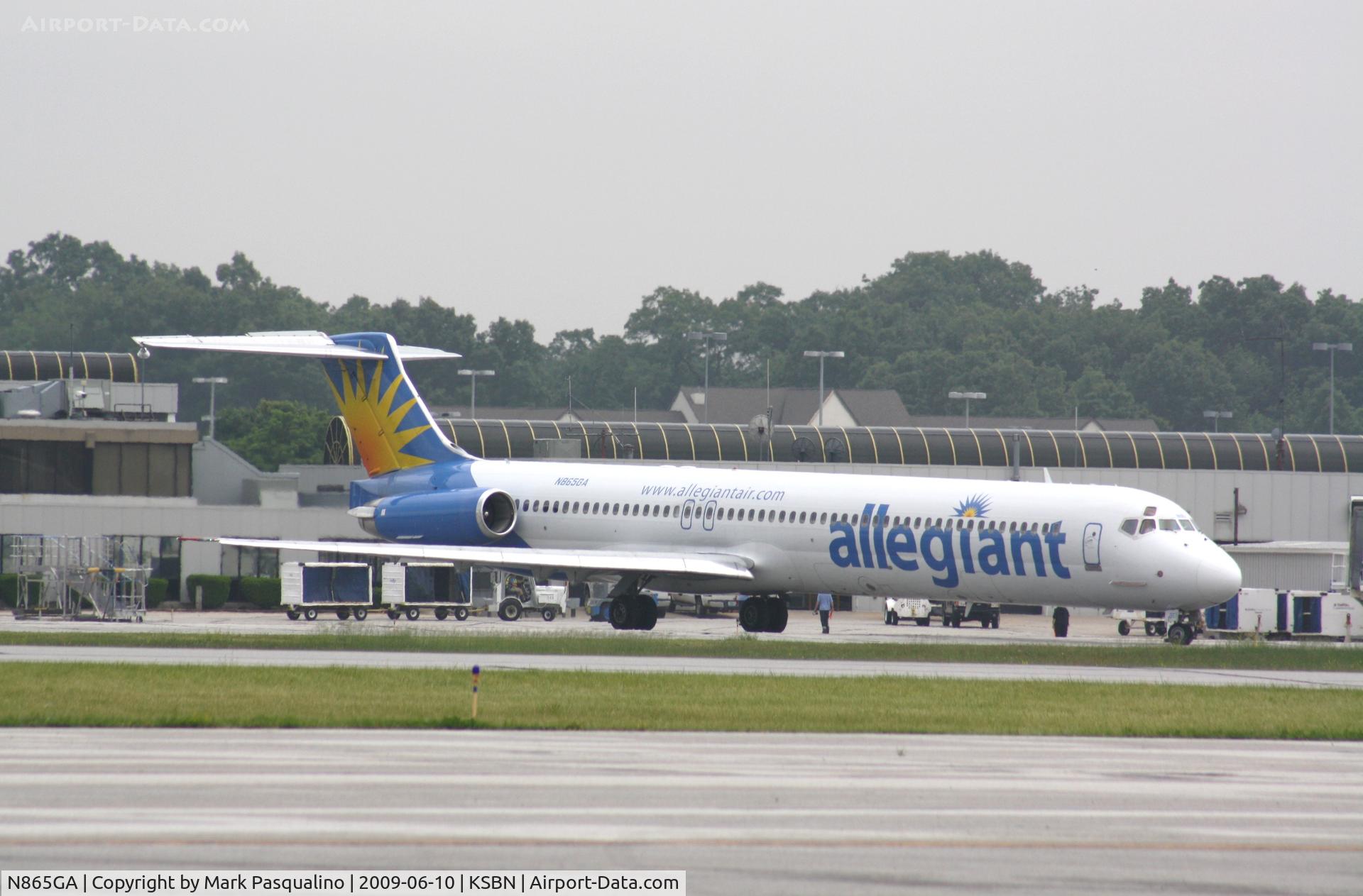 N865GA, 1990 McDonnell Douglas MD-83 (DC-9-83) C/N 49998, MD-83