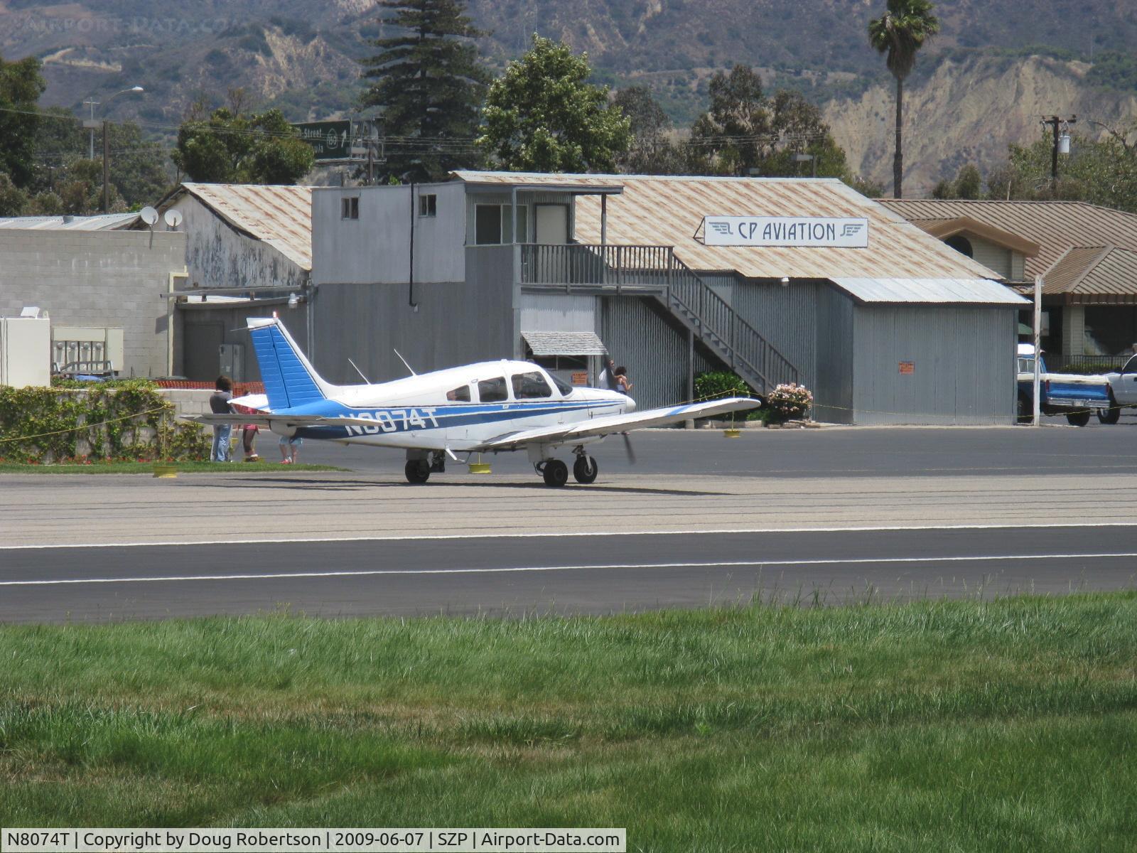 N8074T, 1979 Piper PA-28-181 Archer II C/N 28-8090062, 1979 Piper PA-28-181 ARCHER II, Lycoming O&VO-360 180 Hp, taxi