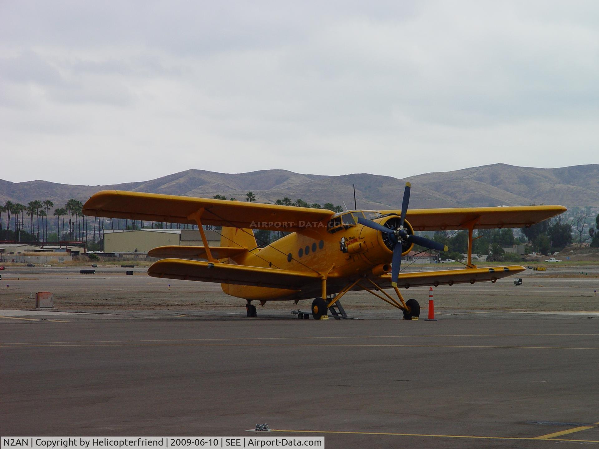 N2AN, 1984 Antonov An-2 C/N 43798, Visitng Gillespie Field in San Diego County