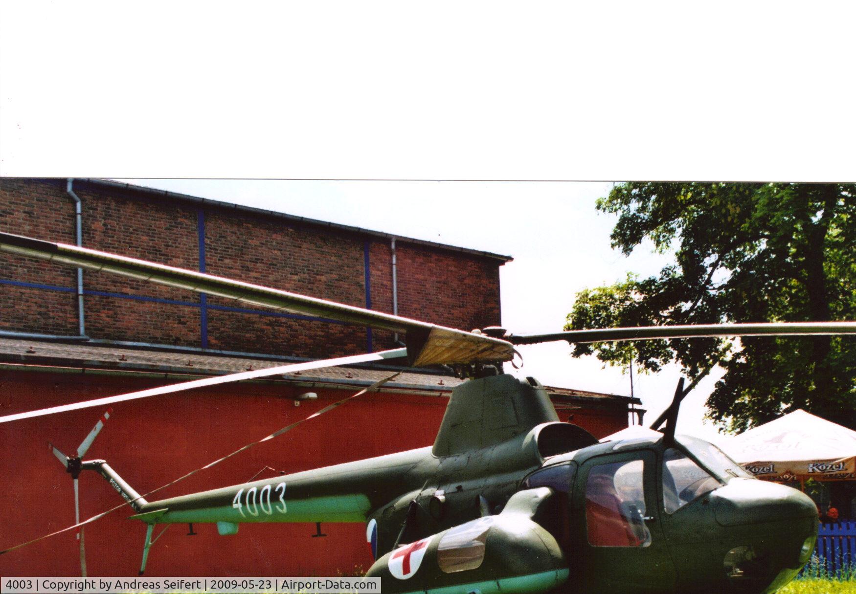 4003, Mil MI-1Wb C/N 404003, Museum Prag-Kbley 23.5.2009