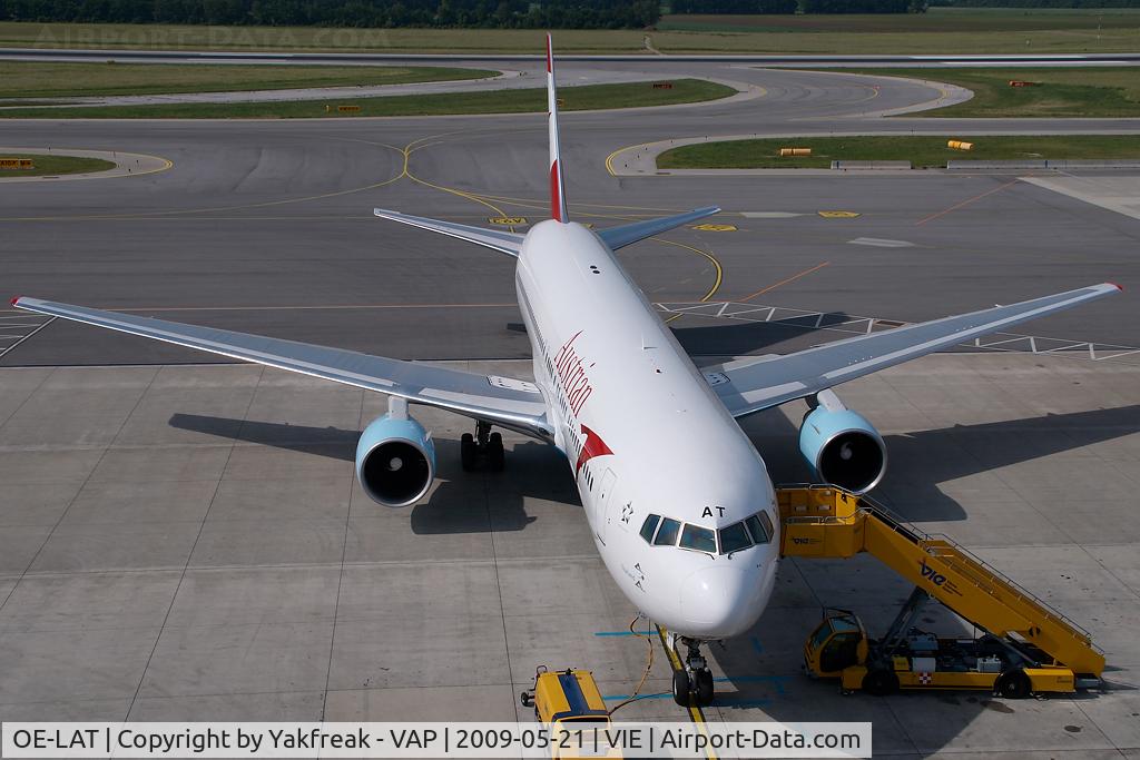 OE-LAT, 1991 Boeing 767-31A C/N 25273, Austrian Airlines Boeing 767-300