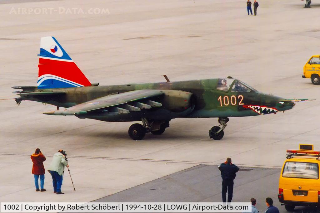 1002, Sukhoi Su-25K C/N 25508110002, Airshow 1994