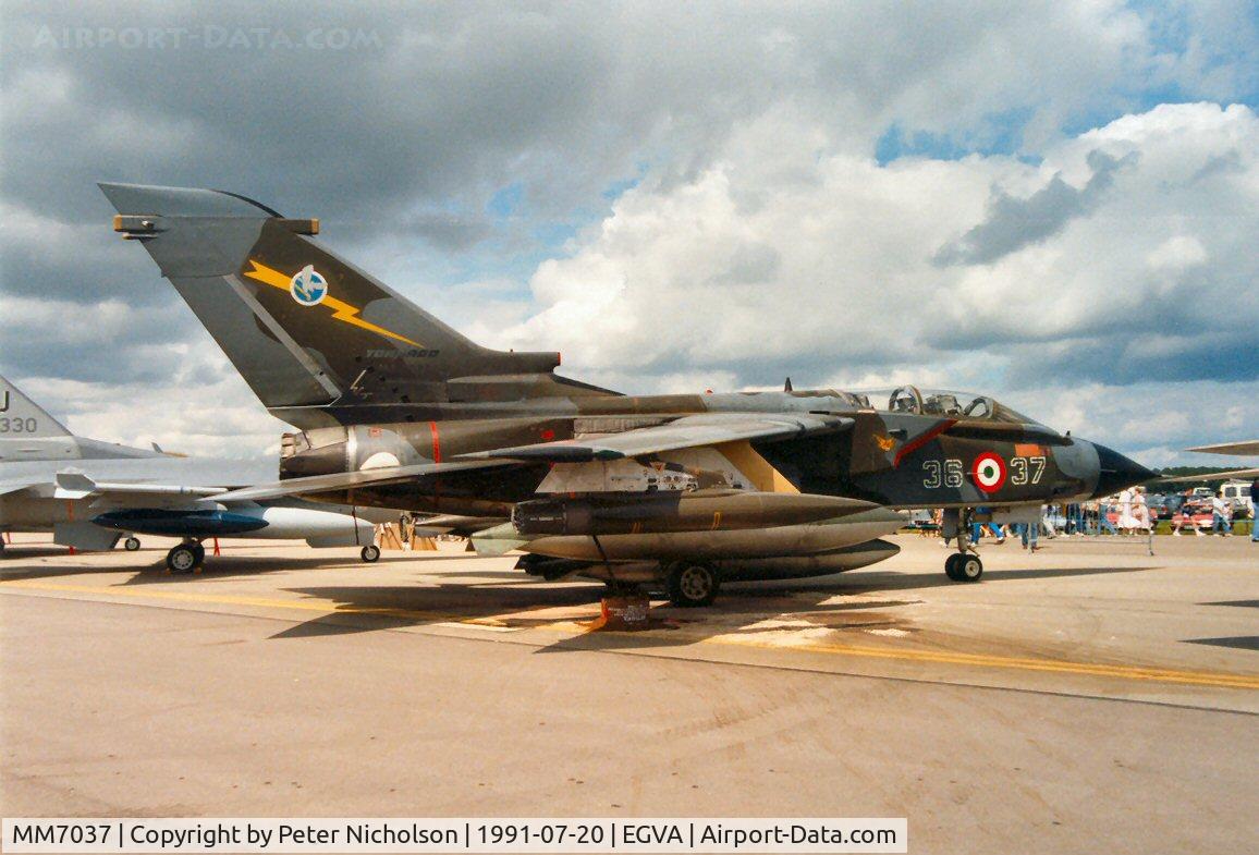 MM7037, Panavia Tornado IDS C/N 333/IS036/5046, Another view of the 36 Stormo Italian Air Force Tornado IDS on display at the 1991 Intnl Air Tattoo at RAF Fairford.