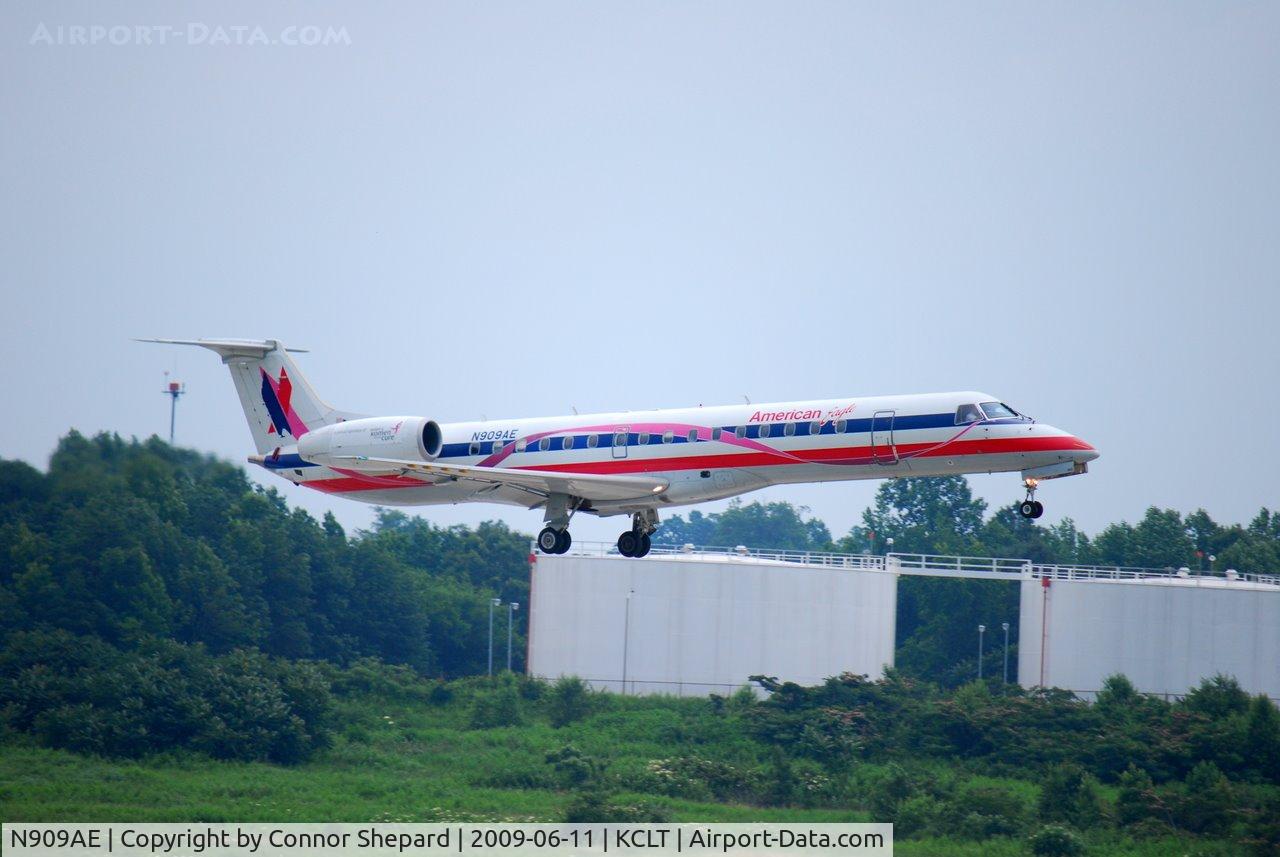 N909AE, 2005 Embraer ERJ-145LR (EMB-145LR) C/N 14500899, EMB-145