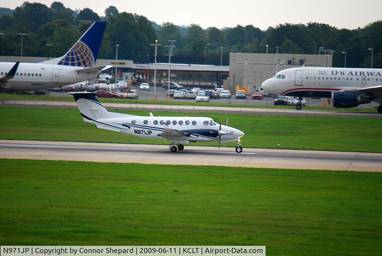 N971JP, 2007 Hawker Beechcraft 350 King Air (B300) C/N FL-565, Beech 300