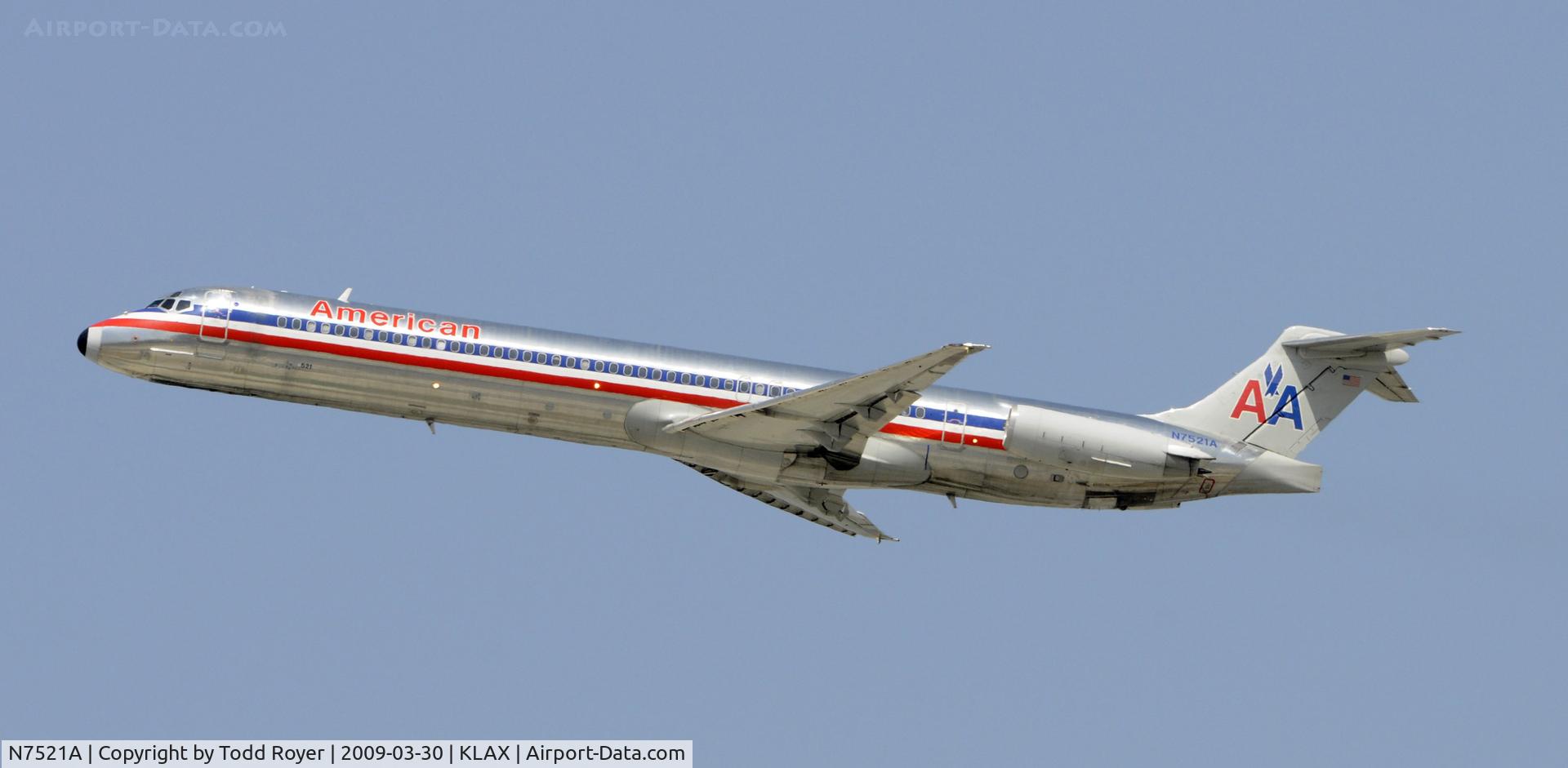 N7521A, 1990 McDonnell Douglas MD-82 (DC-9-82) C/N 49898, Departing LAX on 25R