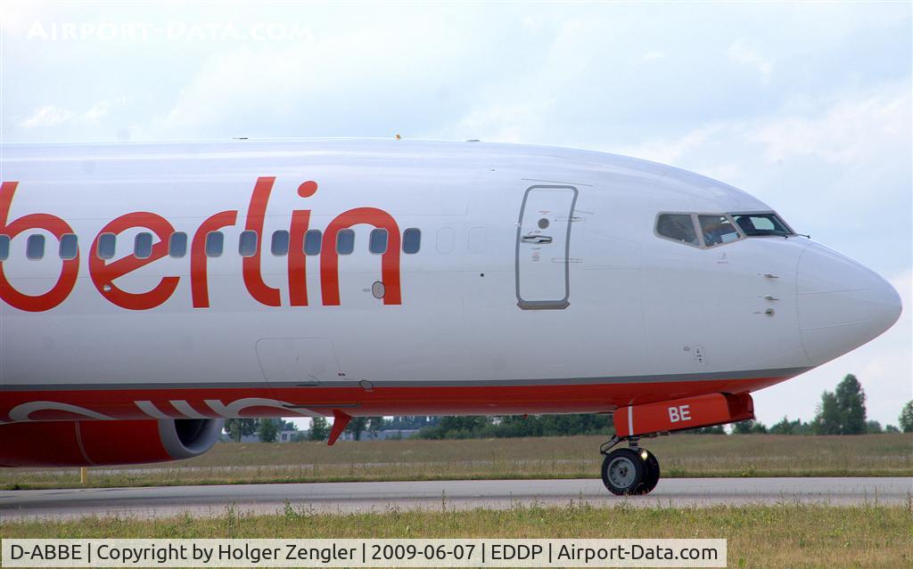 D-ABBE, 2002 Boeing 737-86J C/N 30881, On the way to take off ....