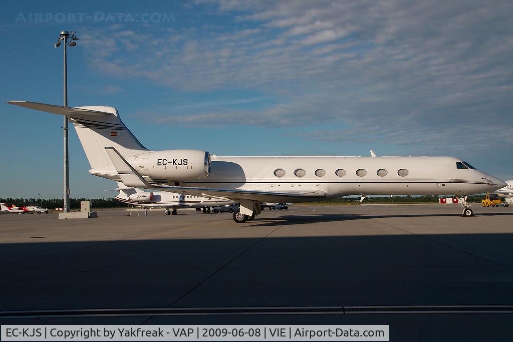 EC-KJS, 2007 Gulfstream Aerospace GV-SP (G550) C/N 5151, Gulfstream 5