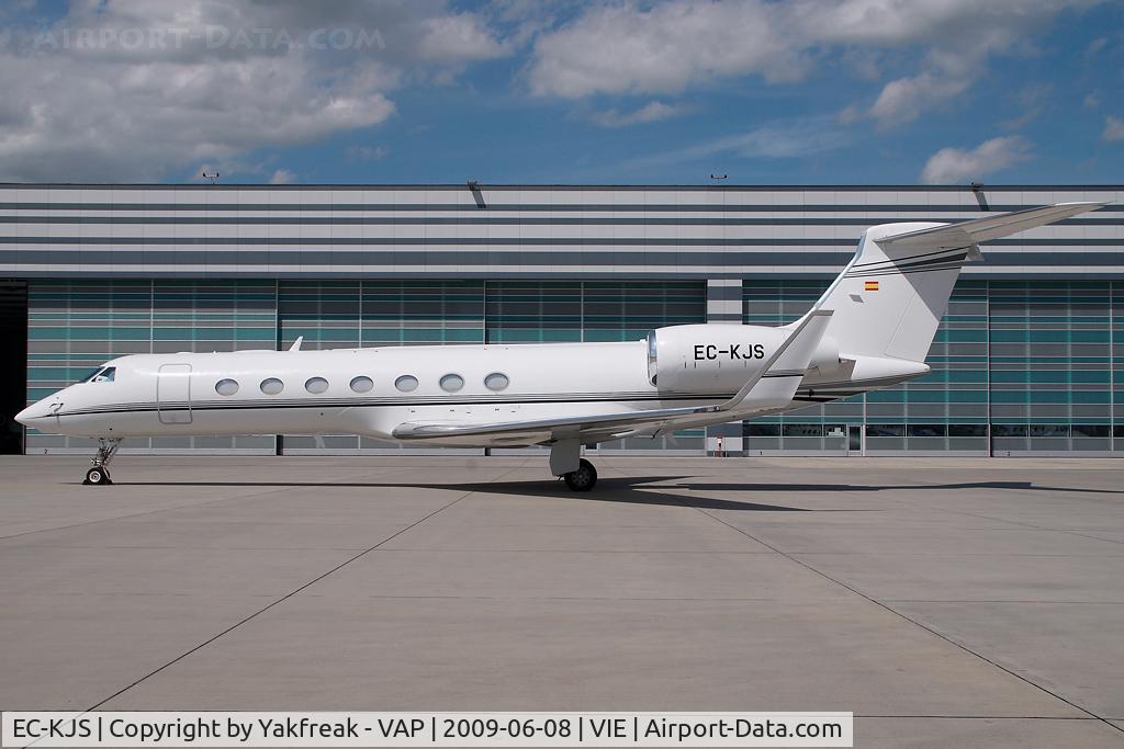 EC-KJS, 2007 Gulfstream Aerospace GV-SP (G550) C/N 5151, Gulfstream 5
