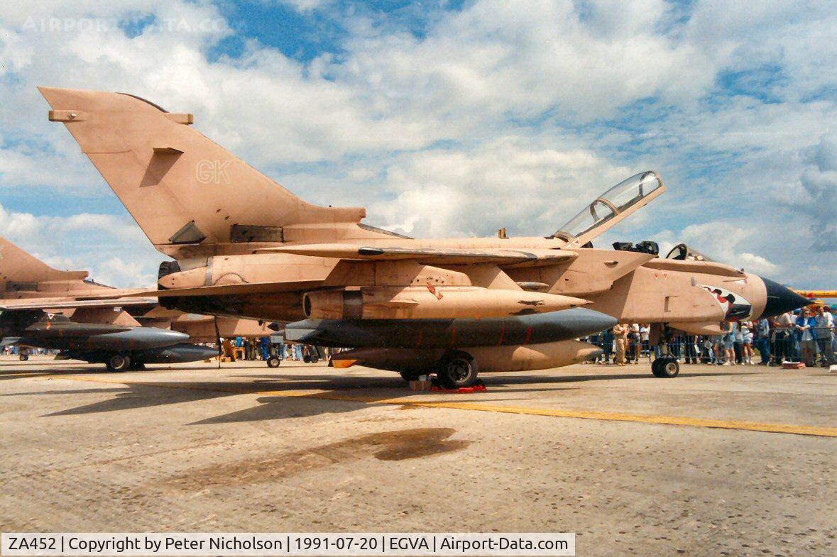 ZA452, 1983 Panavia Tornado GR.1 C/N 247/BS082/3118, Tornado GR.1 of 20 Squadron on display at the 1991 Intnl Air Tattoo at RAF Fairford.