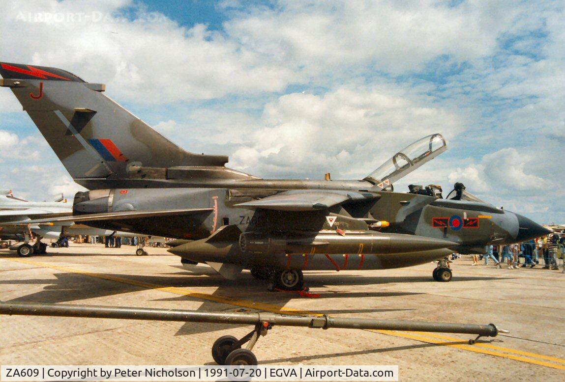 ZA609, 1982 Panavia Tornado GR.1 C/N 143/BS046/3073, Another view of the 617 Squadron Tornado GR.1 on display at the 1991 Intnl Air Tattoo at RAF Fairford.