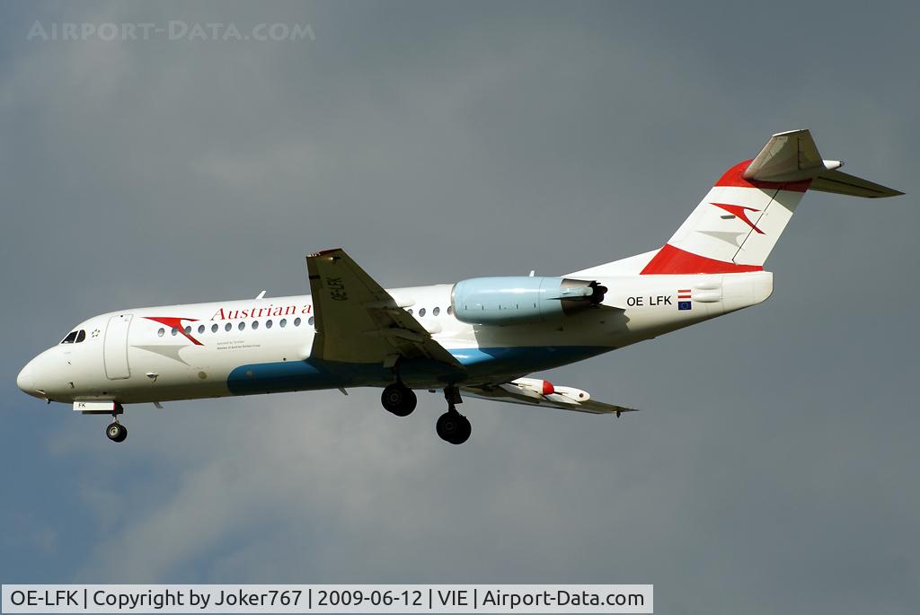 OE-LFK, 1995 Fokker 70 (F-28-0070) C/N 11555, Austrian arrows Fokker F-70