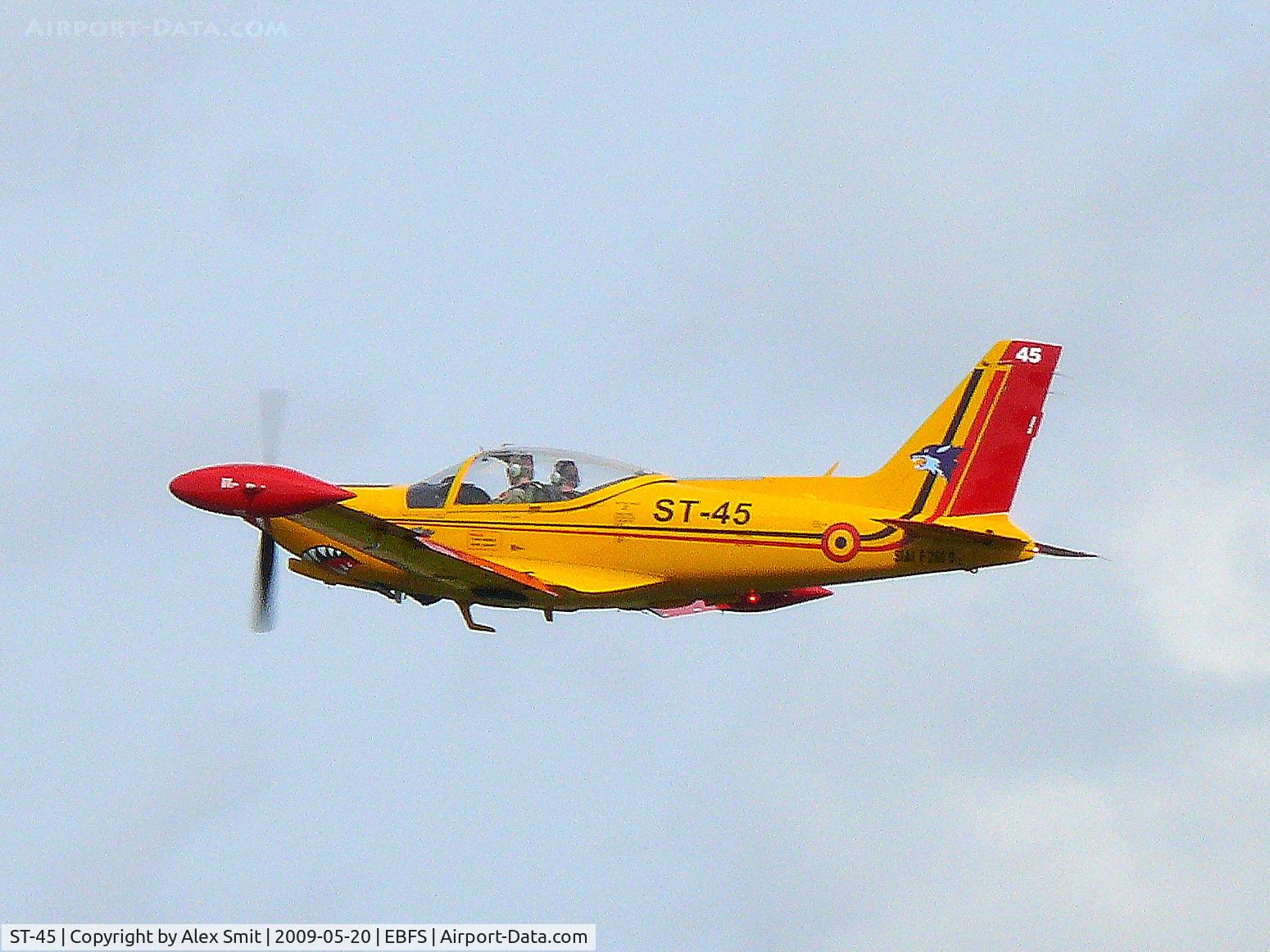 ST-45, 1992 SIAI-Marchetti SF-260D C/N 845, Siai-Marchetti SF-260M ST-45 Belgian Air Force