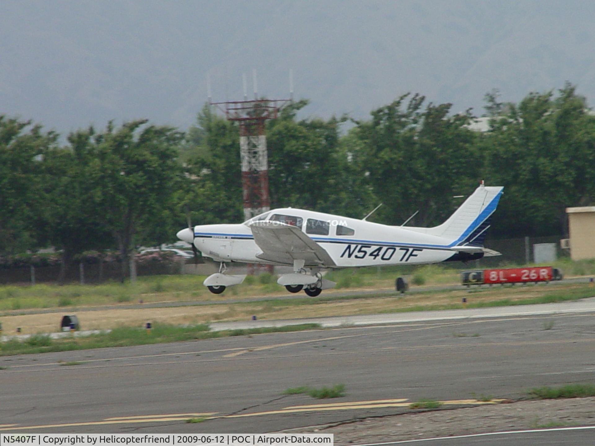 N5407F, 1977 Piper PA-28-181 Archer II C/N 28-7790112, Taking off from 26L