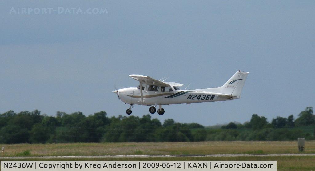 N2436W, 2000 Cessna 172R C/N 17280841, Cessna 172R Skyhawk