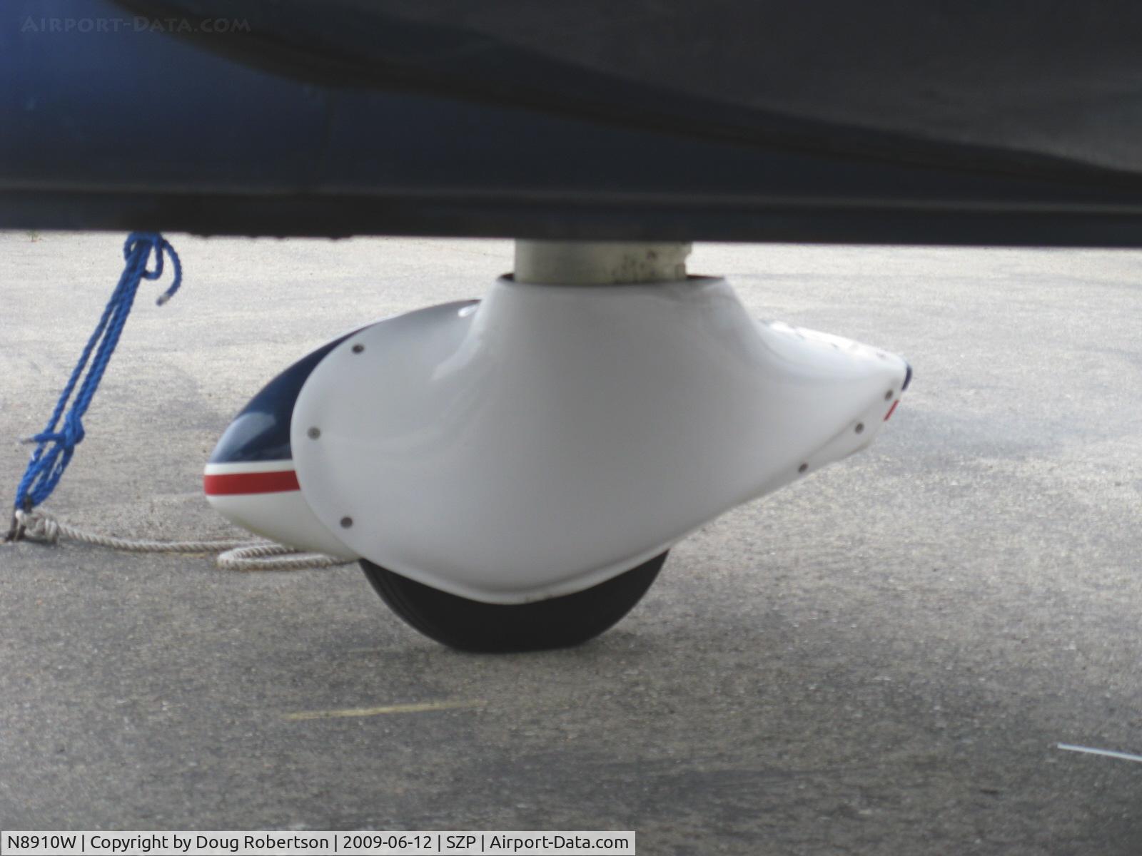 N8910W, 1964 Piper PA-28-235 Cherokee C/N 28-10478, 1964 Piper PA-28-235 CHEROKEE 235, Lycoming O-540-B4B5 235 Hp, low drag wheel pants