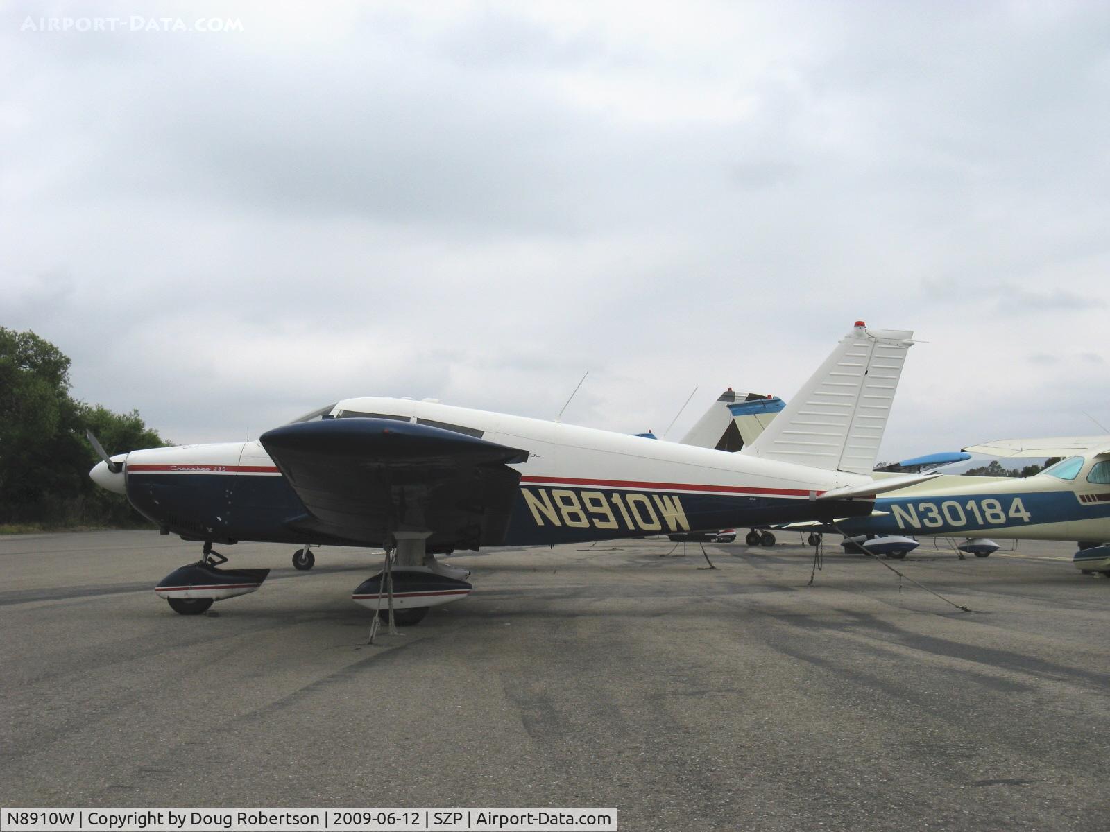 N8910W, 1964 Piper PA-28-235 Cherokee C/N 28-10478, 1964 Piper PA-28-235 CHEROKEE 235, Lycoming O-540-B4B5 235 Hp