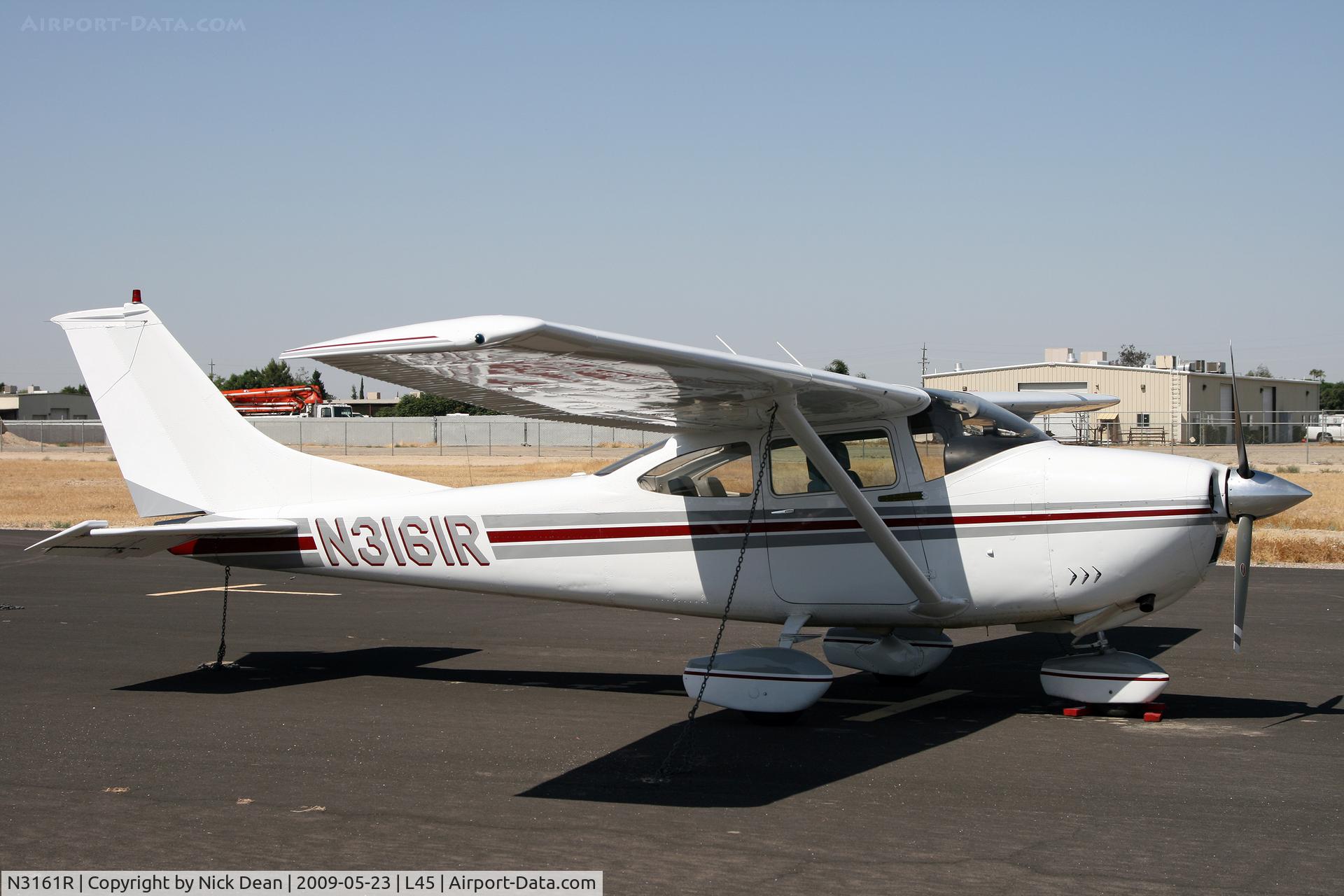 N3161R, 1967 Cessna 182L Skylane C/N 18258561, L45
