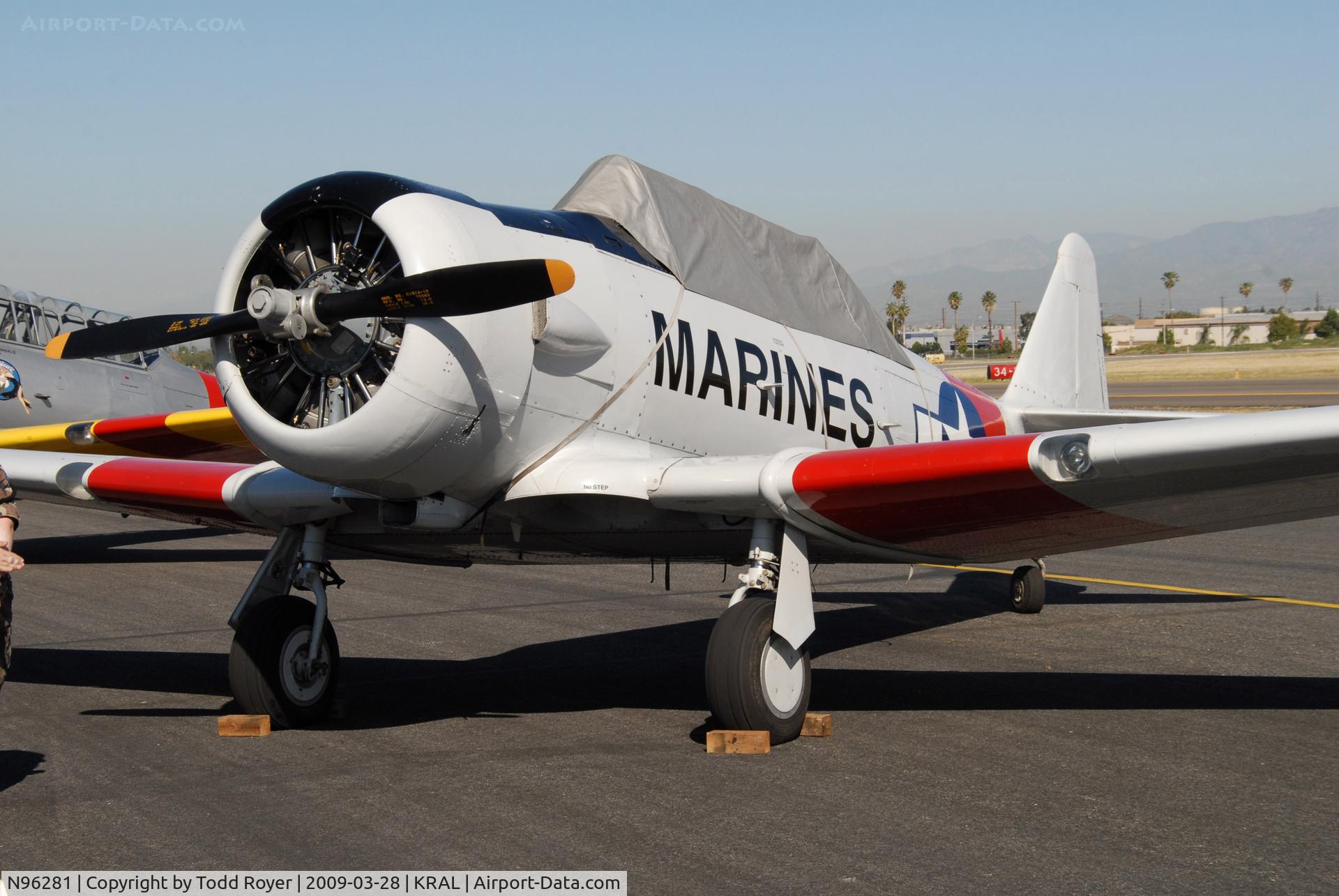 N96281, 1976 North American AT-6C Harvard IIA C/N 3832, Riverside Airshow 2009