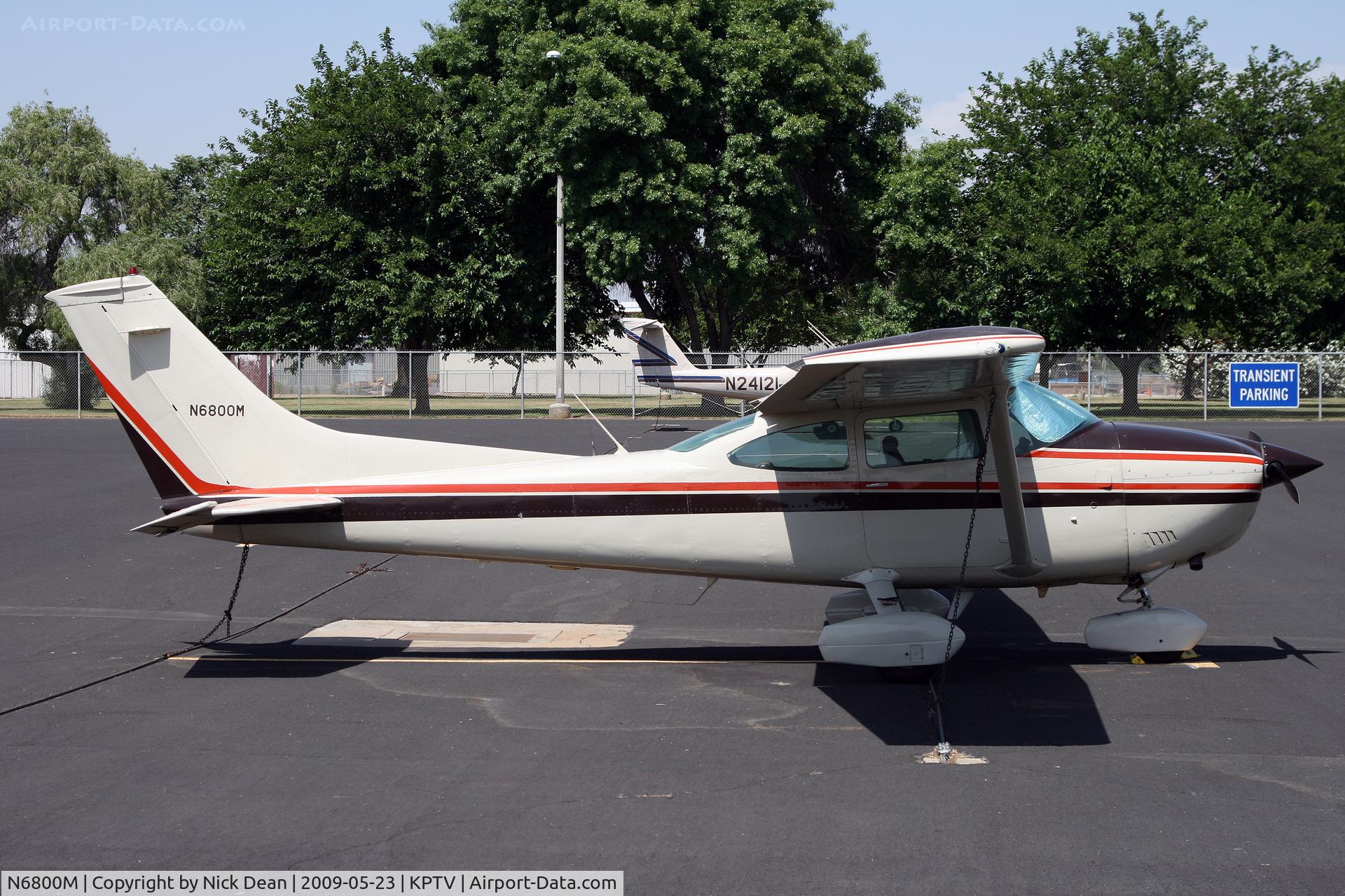 N6800M, 1975 Cessna 182P Skylane C/N 18263844, KPTV