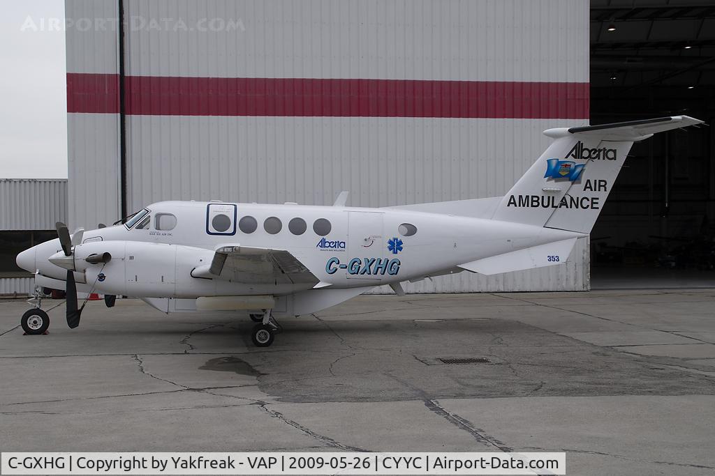 C-GXHG, 1990 Beech B200 King Air C/N BB1383, Alberta Air Ambulance Beech 200 King Air