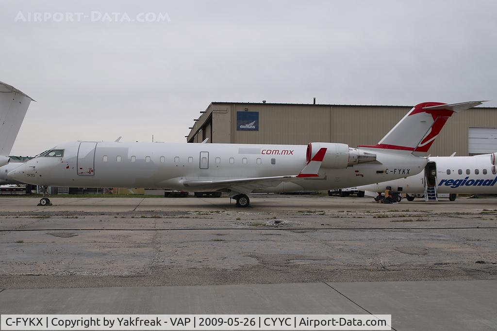 C-FYKX, 2001 Bombardier CRJ-200ER (CL-600-2B19) C/N 7470, ex Alma de Mexico Regionaljet