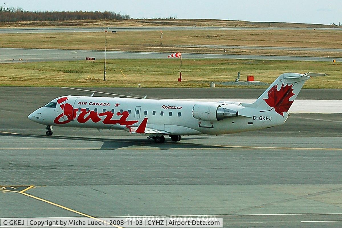 C-GKEJ, 1998 Bombardier CRJ-200ER (CL-600-2B19) C/N 7269, At Halifax