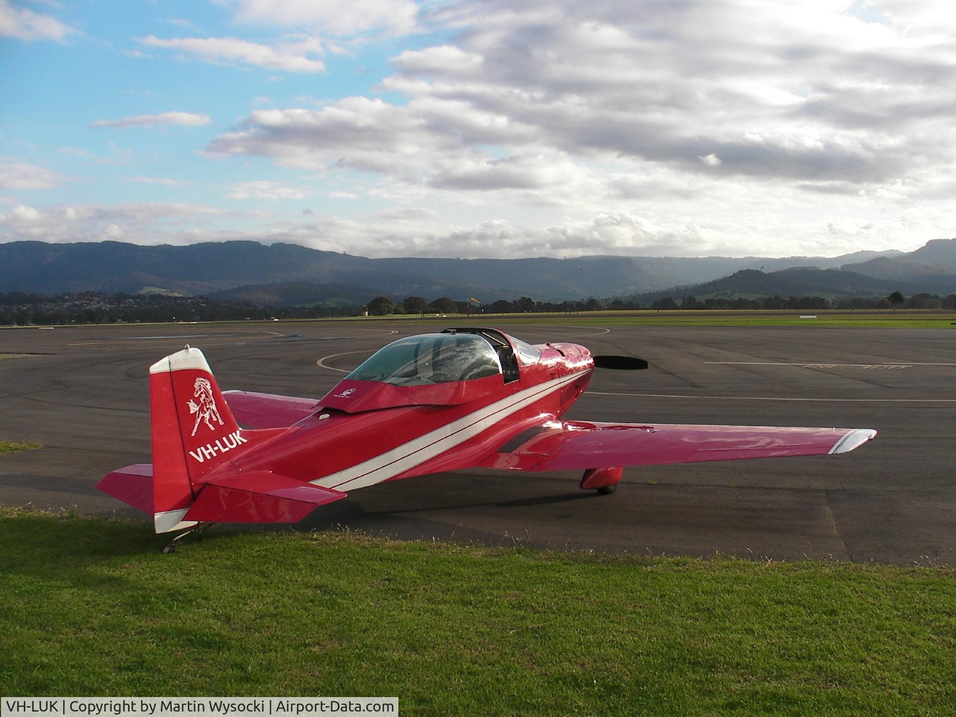 VH-MMC, 1999 Bushby Mustang II C/N MII-698-W68, VH-MMC is no longet this aircraft registration now it is VH-LUK and is located at Camden NSW Australia