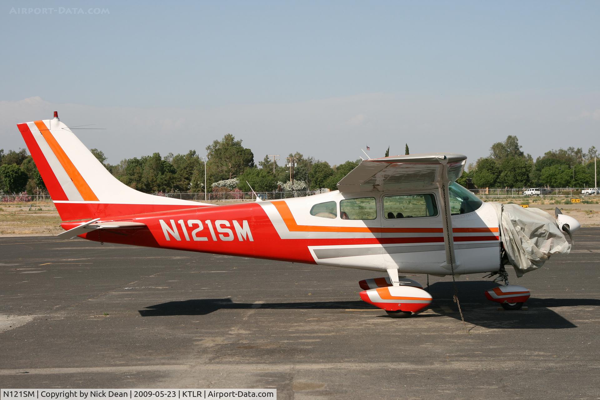 N121SM, 1960 Cessna 182C Skylane C/N 52813, KTLR
