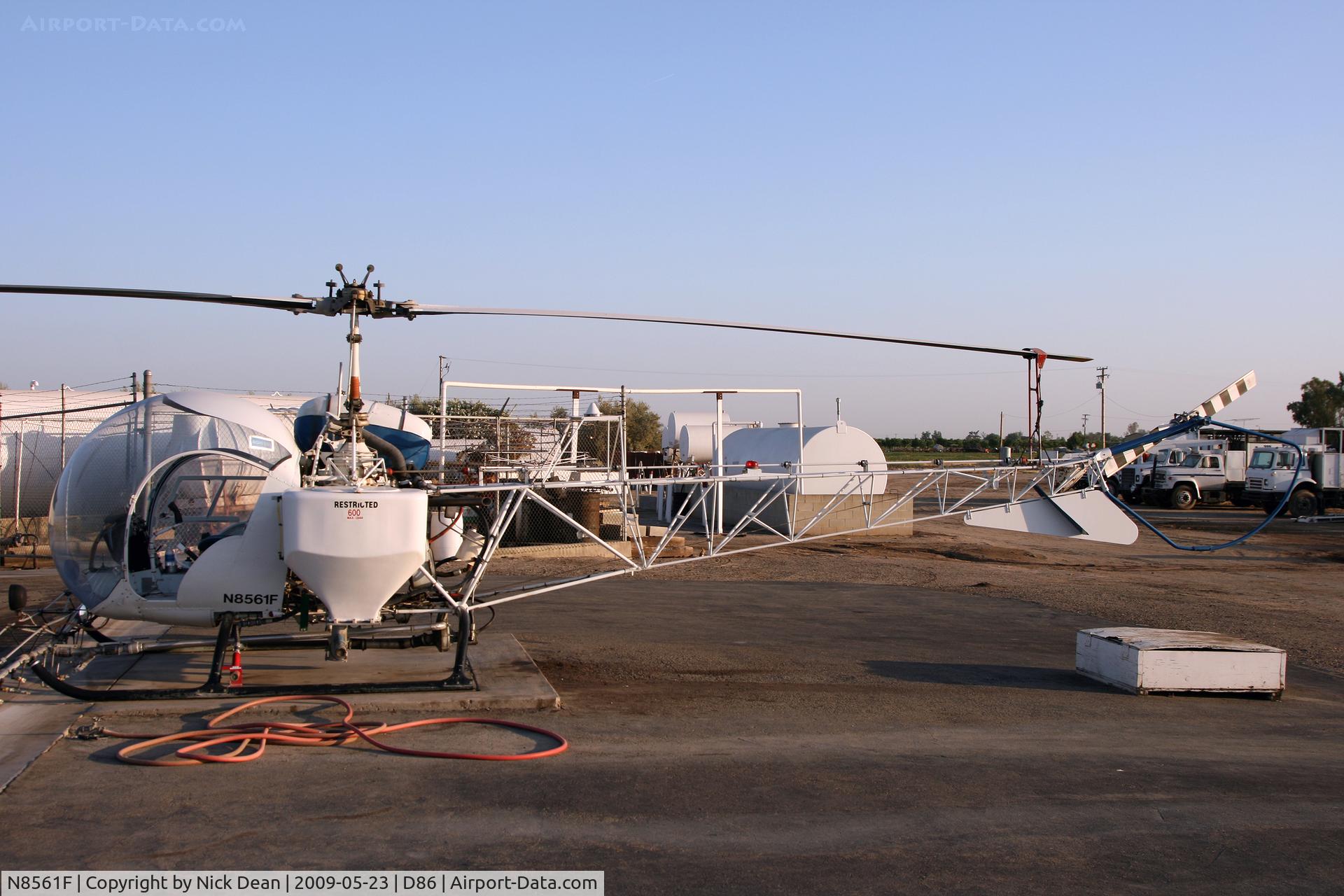 N8561F, 1966 Bell 47G-5 C/N 7809, D86
