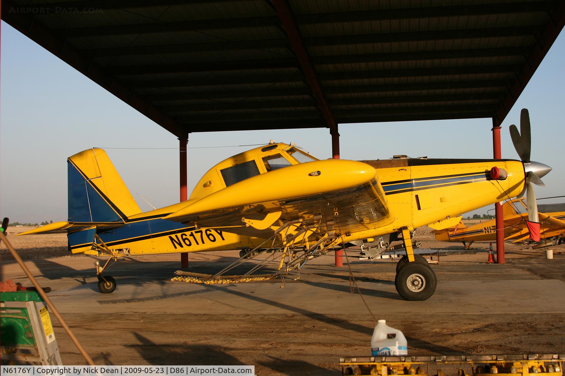N6176Y, 1996 Air Tractor Inc AT-802 C/N 802-0036, D86
