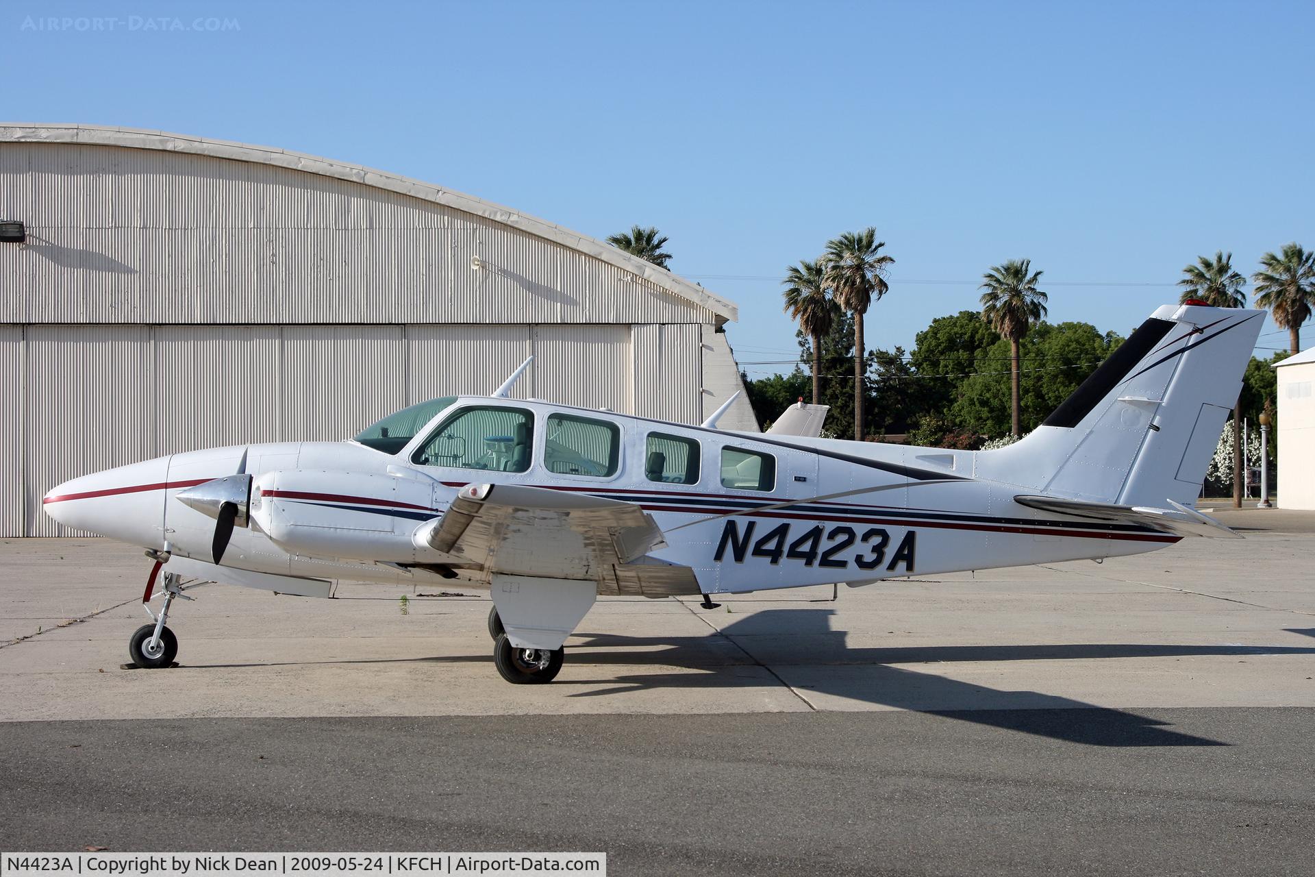 N4423A, 1970 Beech 58 Baron C/N TH-28, KFCH