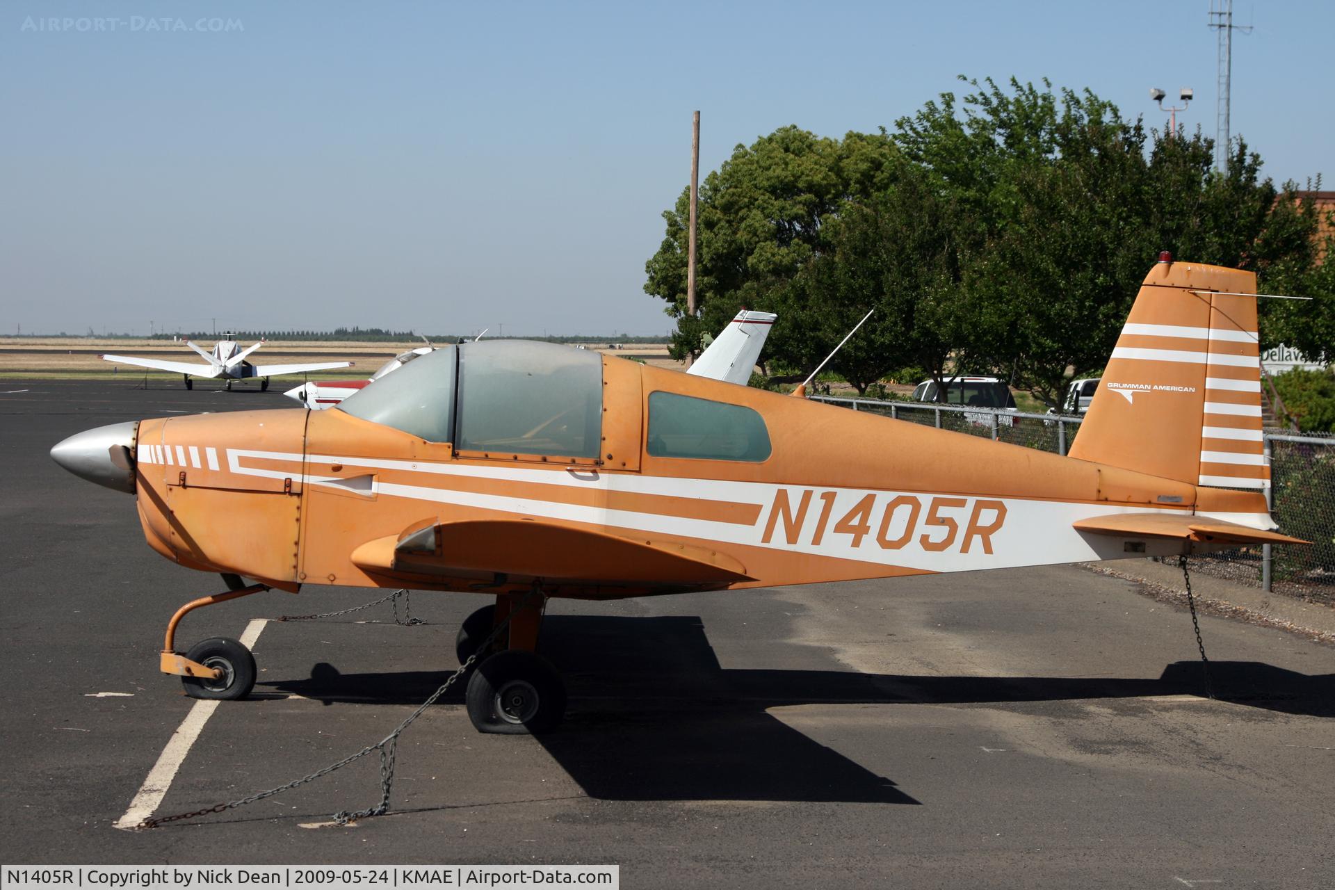 N1405R, 1974 Grumman American AA-1B Trainer C/N AA1B-0505, KMAE