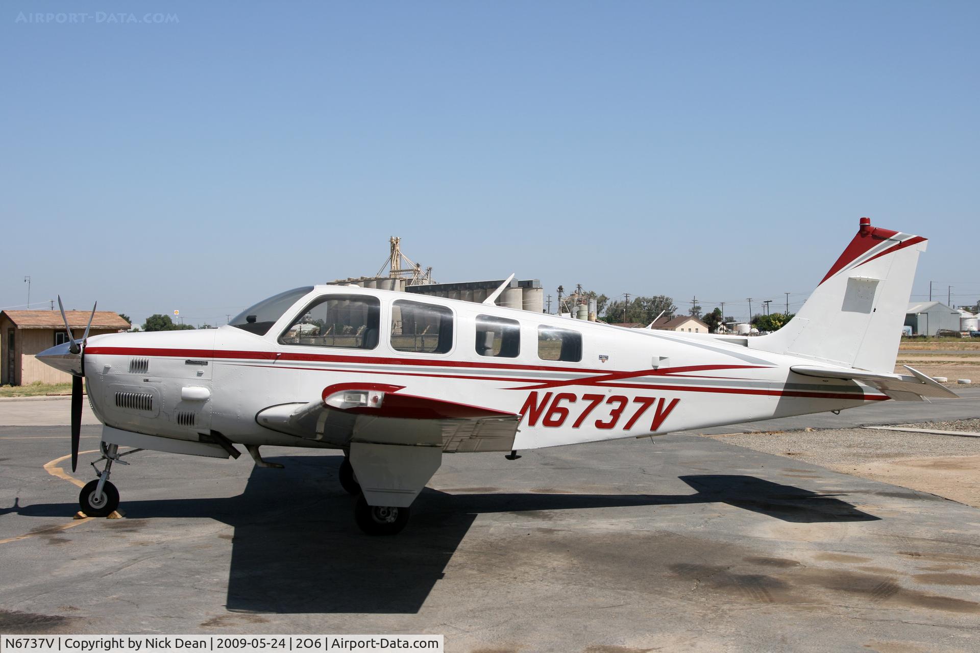 N6737V, 1980 Beech A36TC Bonanza 36 C/N EA-63, 2O6